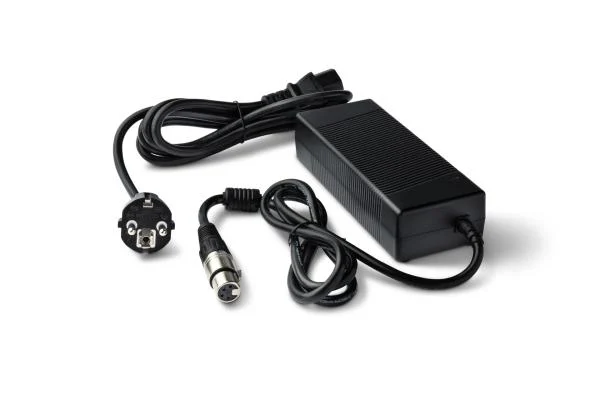 Universal audio For Apollo X (IAC cable included)